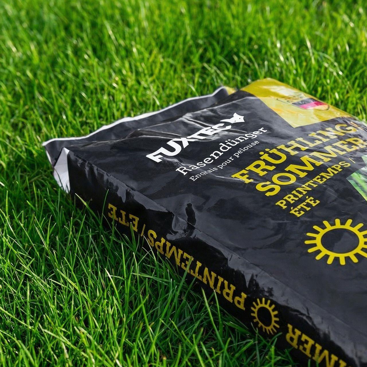 Abono para césped FUXTEC primavera/verano FX-RDFS 10 kg para 500 m2